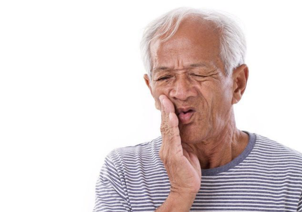 Nha chu ở người lớn tuổi